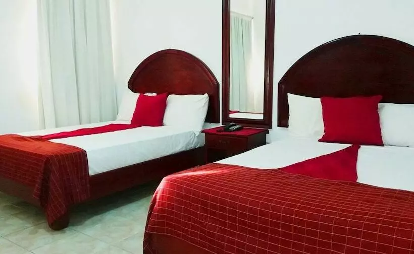 هتل & Restaurant Nuevo Amanecer