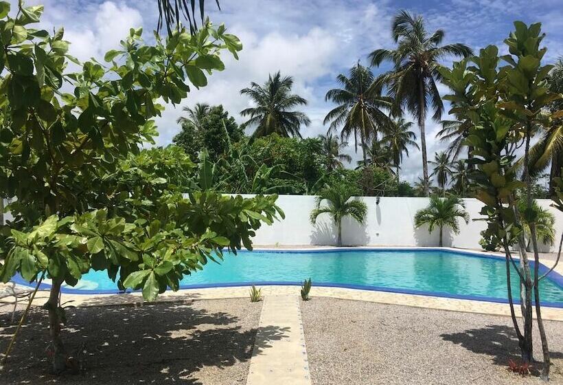 هتل & Restaurant Nuevo Amanecer