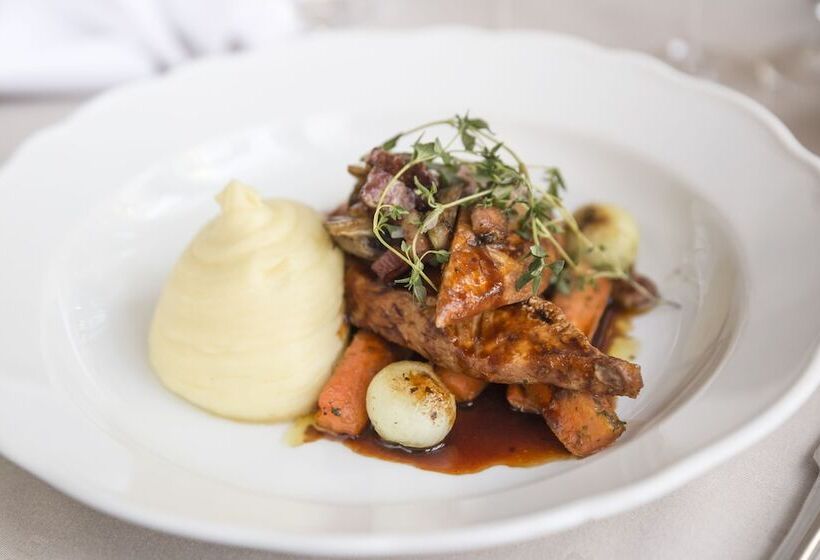 فندق Parkvillan Mösseberg