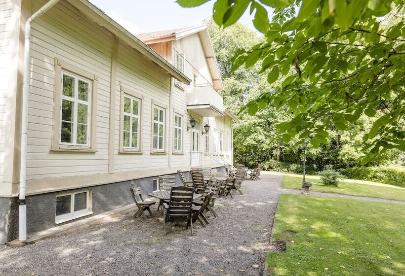 فندق Parkvillan Mösseberg