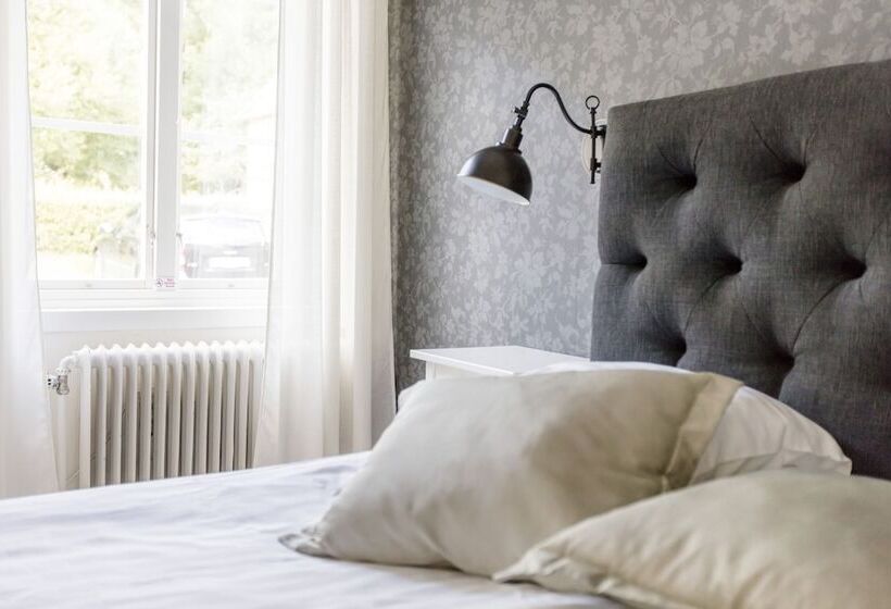 فندق Parkvillan Mösseberg