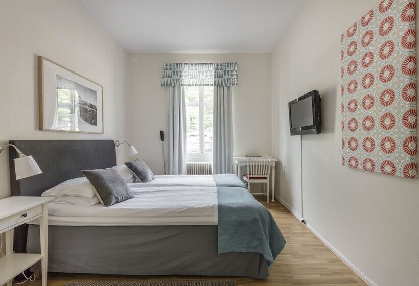 فندق Parkvillan Mösseberg