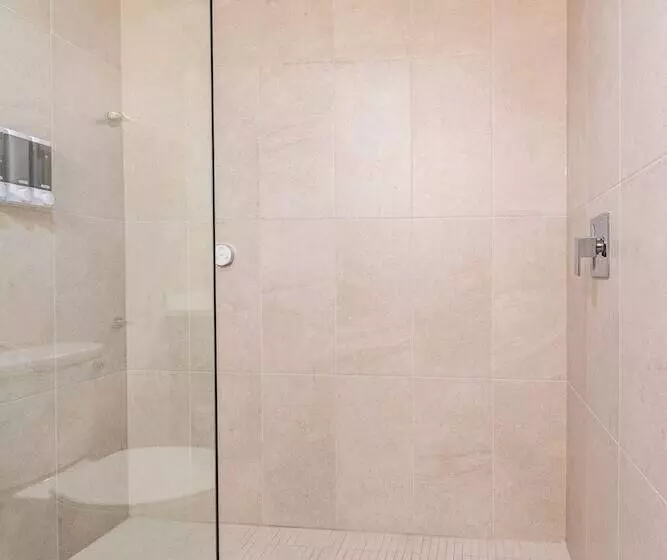 ホテル Rooms At Riveredge