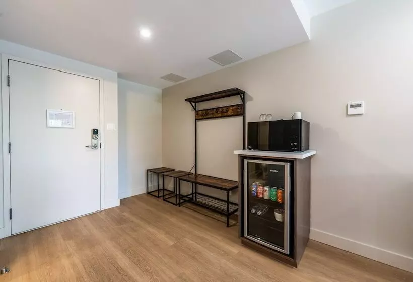 ホテル Rooms At Riveredge