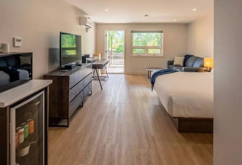 ホテル Rooms At Riveredge