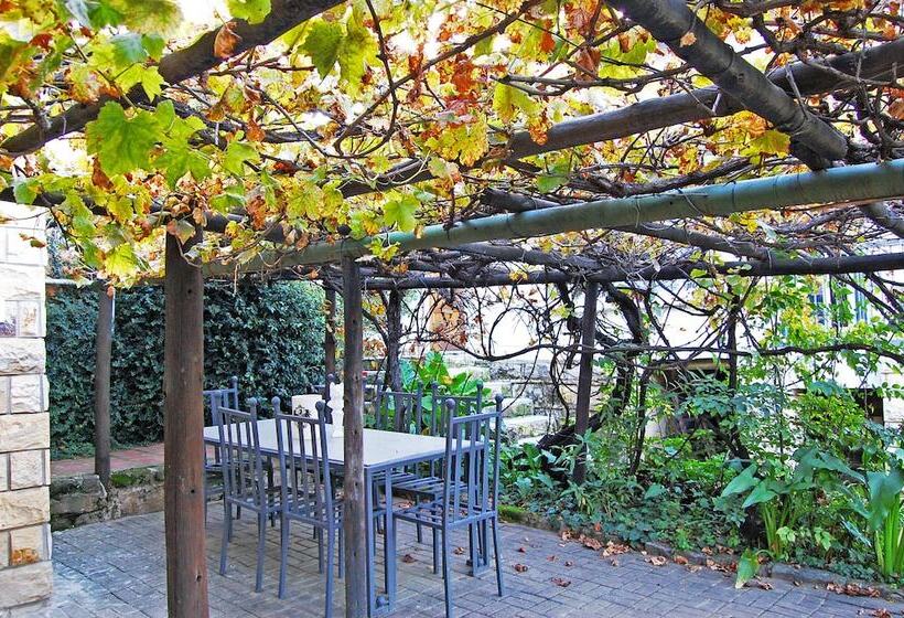 בית מלון כפרי Stonehaven Guest House