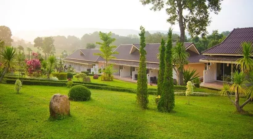 هتل Waranya Resort