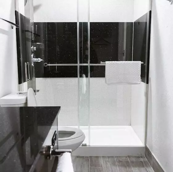 Motel 6 Bellville, Oh   Mid Ohio