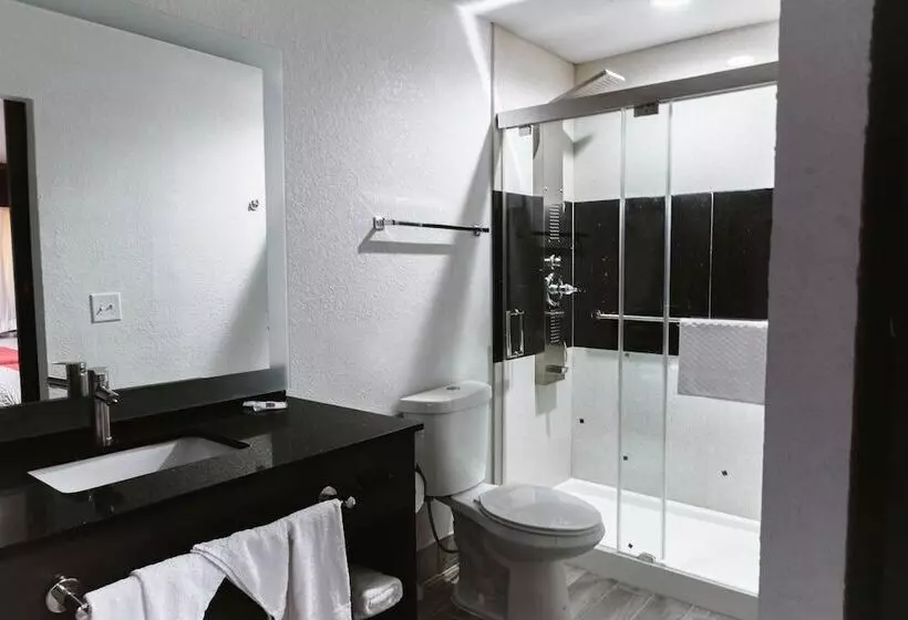 Motel 6 Bellville, Oh   Mid Ohio