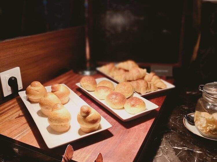 Swiss Belhotel Cendrawasih Biak