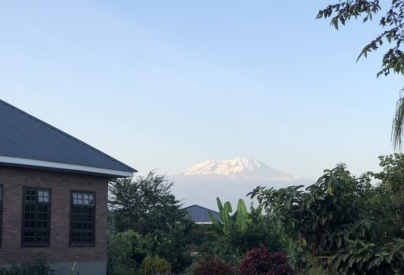 호텔 Airport Planet Lodge At Kilimanjaro Airport