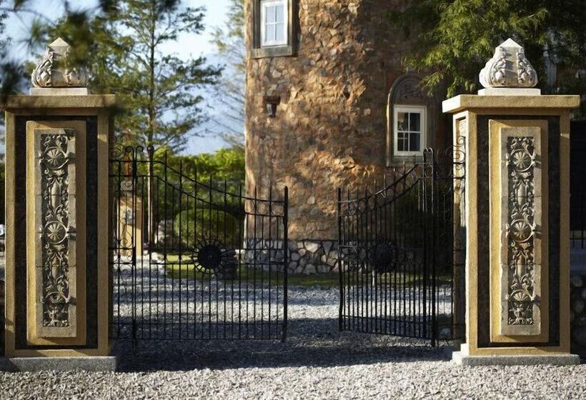 هتل Castle Of Hsuehyun