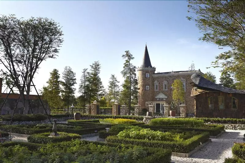 هتل Castle Of Hsuehyun