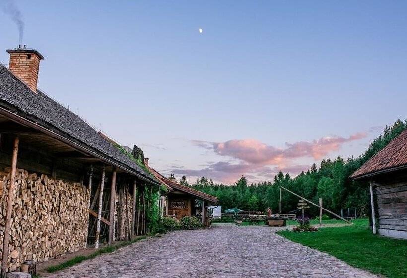 Отель Gościniec Folwark Nadawki