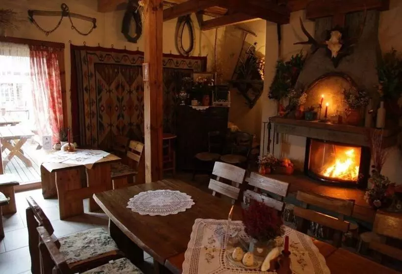 ホテル Gościniec Folwark Nadawki