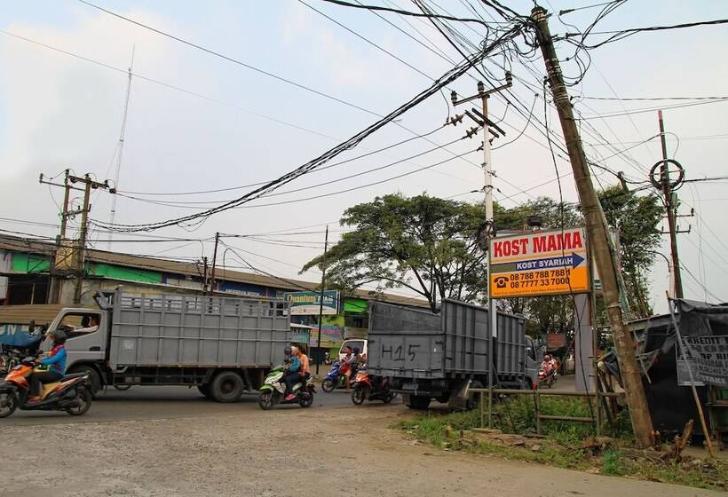 בית מלון כפרי Mama Syariah @ Kutajaya