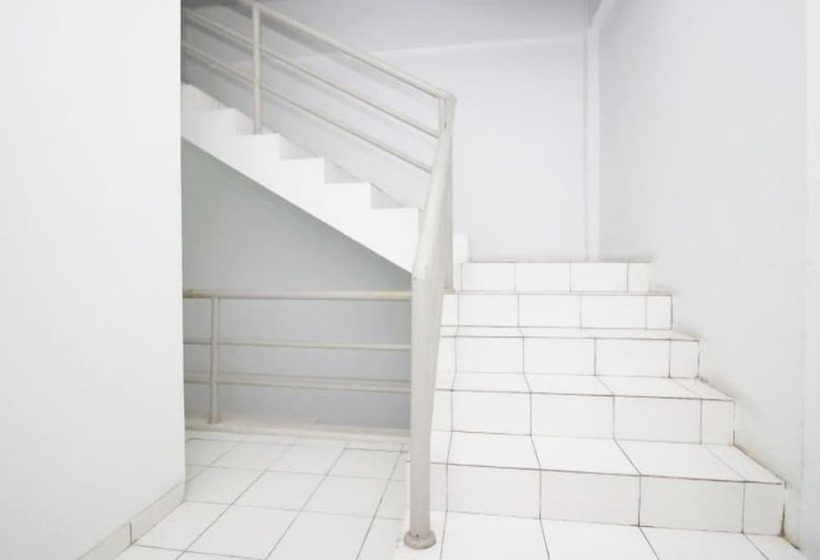 בית מלון כפרי Mama Syariah @ Kutajaya