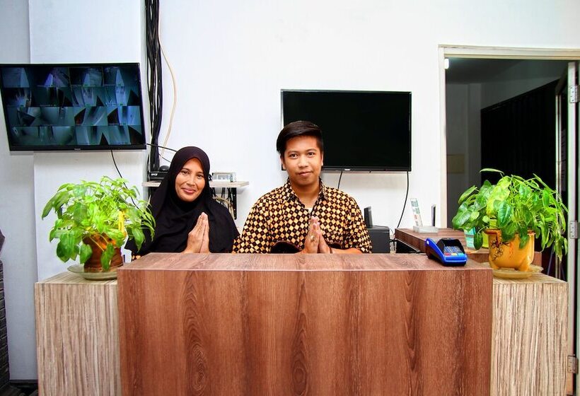 בית מלון כפרי Mama Syariah @ Kutajaya