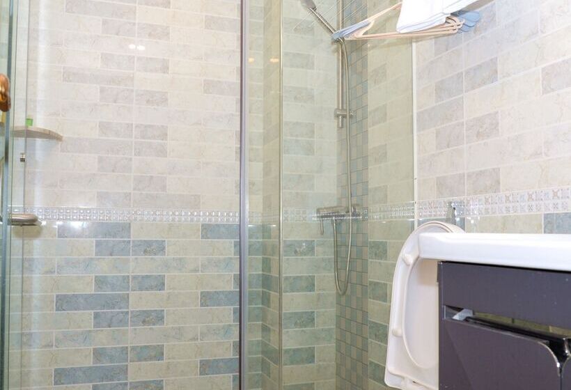 Yimi Hotel Sanyuanli Subway Station