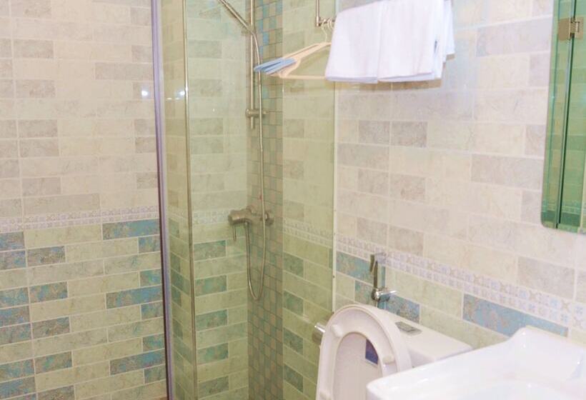 Yimi Hotel Sanyuanli Subway Station