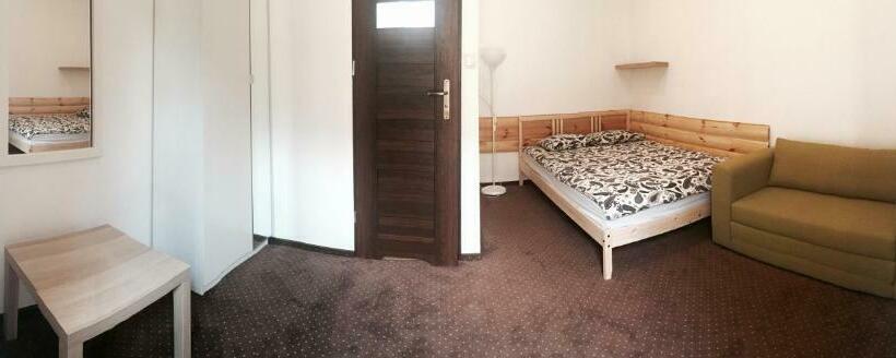 ホテル Agroturystyka Catranch