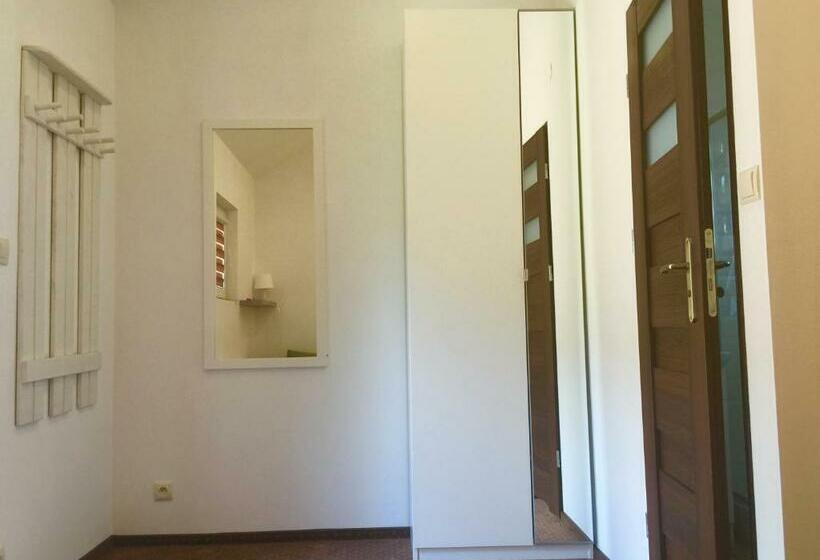 ホテル Agroturystyka Catranch