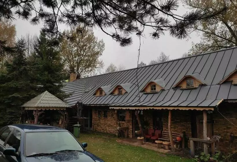ホテル Agroturystyka Kajaki Sauna Pierogi