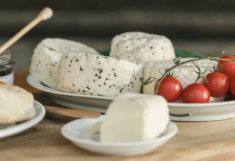 בית מלון כפרי Miejsce Po Dworze