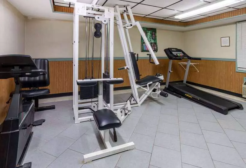 Hotelli Ramada By Wyndham Rome   Verona