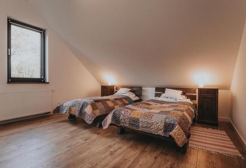 בית מלון כפרי Sady Błotnica Dom Gościnny