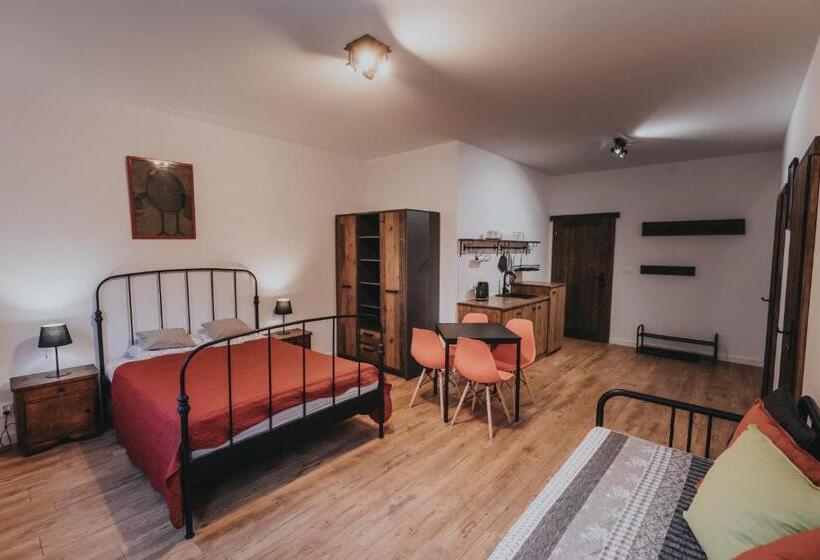 בית מלון כפרי Sady Błotnica Dom Gościnny