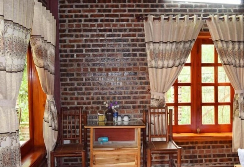 هتل Van Long Family Homestay