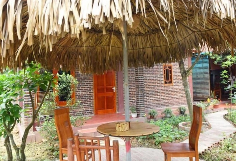 هتل Van Long Family Homestay