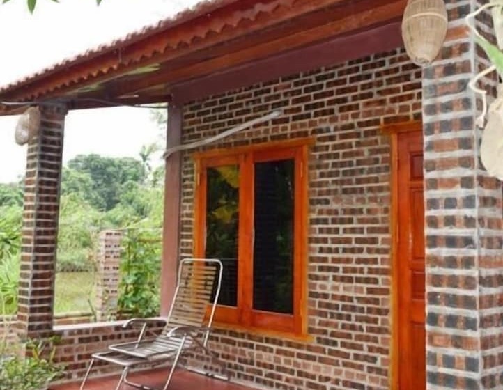 هتل Van Long Family Homestay