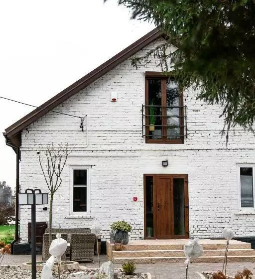 تختخواب و صبحانه Domek U Kowala