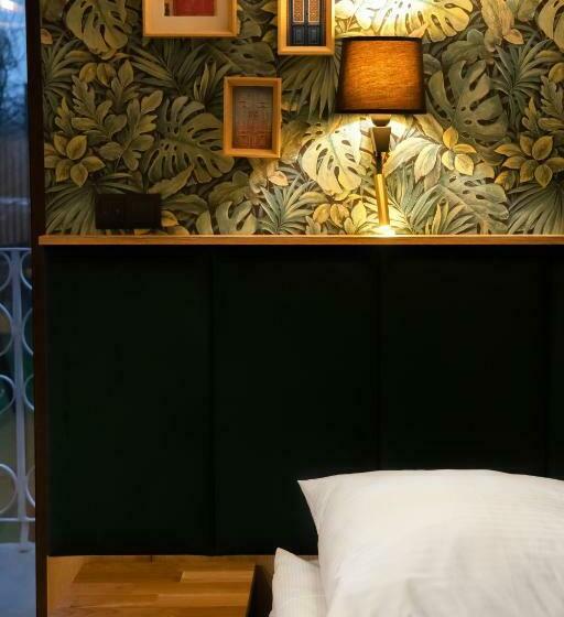 تختخواب و صبحانه Domek U Kowala