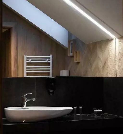 تختخواب و صبحانه Domek U Kowala