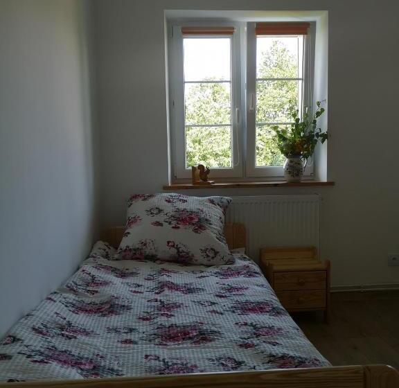 ホテル Agroturystyka Cieślarówka