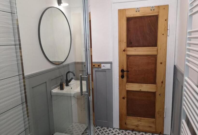 ホテル Agroturystyka Cieślarówka