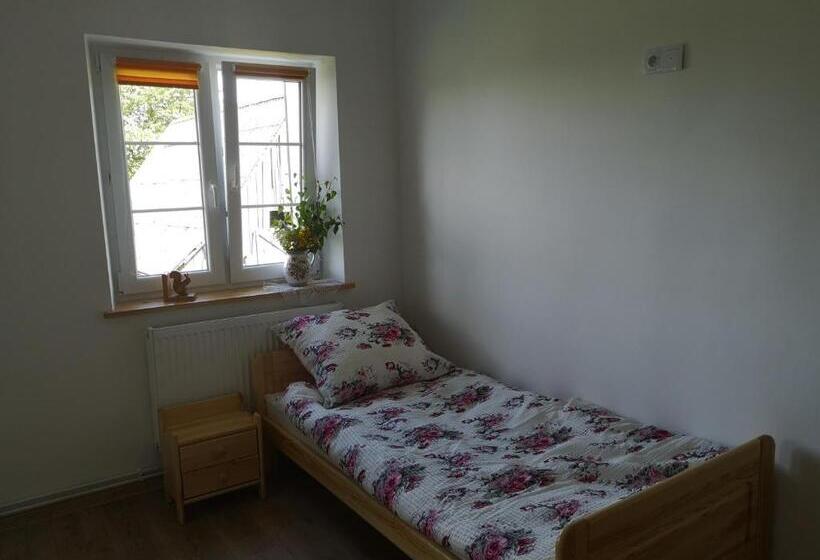 ホテル Agroturystyka Cieślarówka