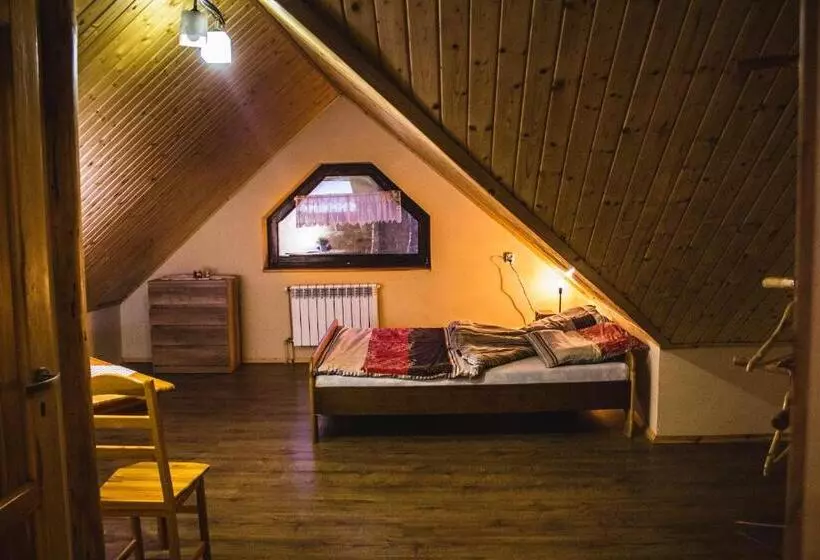Hotelli Agroturystyka Uduraja
