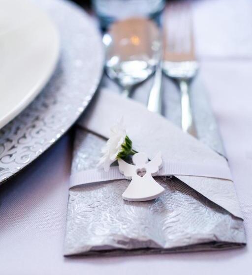 호텔 Pałac W Dębinie