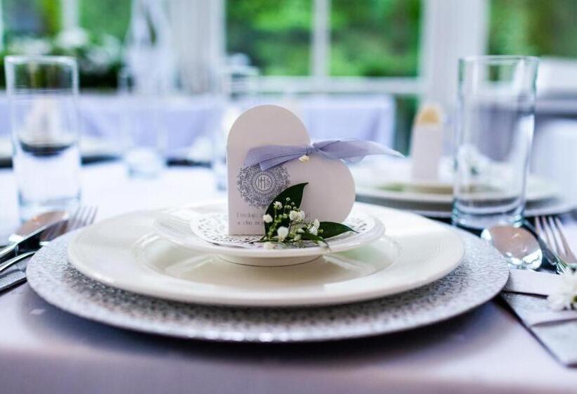 호텔 Pałac W Dębinie