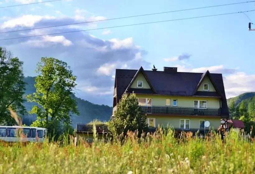 ホテル Pokoje Gościnne U Bożenki