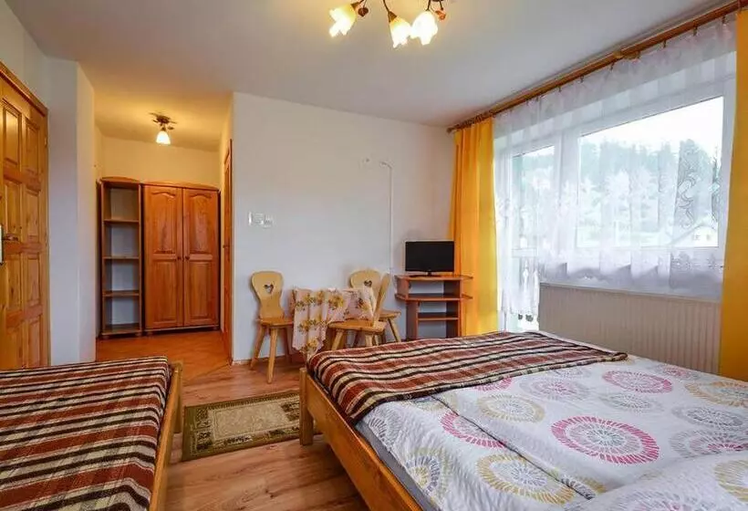ホテル Pokoje Gościnne U Bożenki
