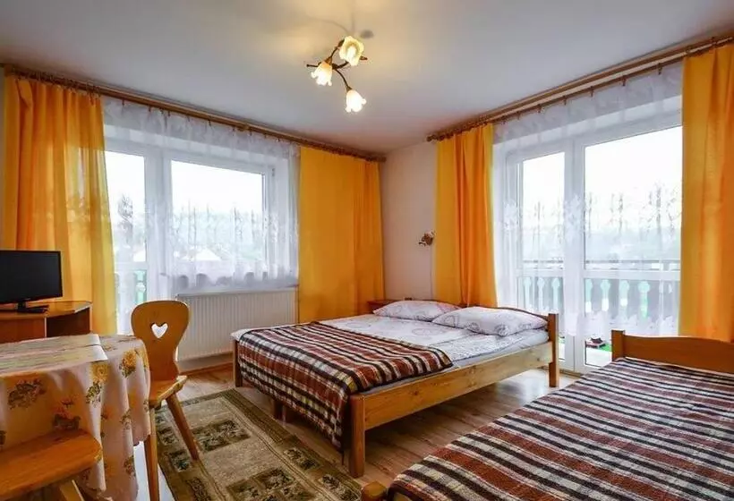 ホテル Pokoje Gościnne U Bożenki