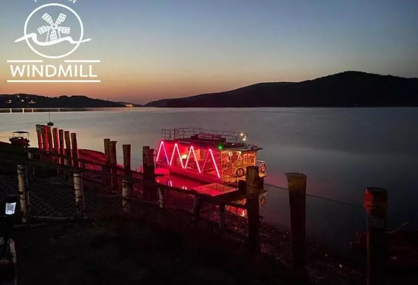 ホテル Windmill Resort Agroturystyka