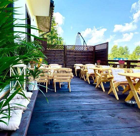 بنسيون Dziki Szynk