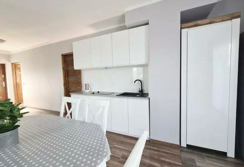 Majatalo Morze U Sary   Wrzosowo 361, Dziwnówek