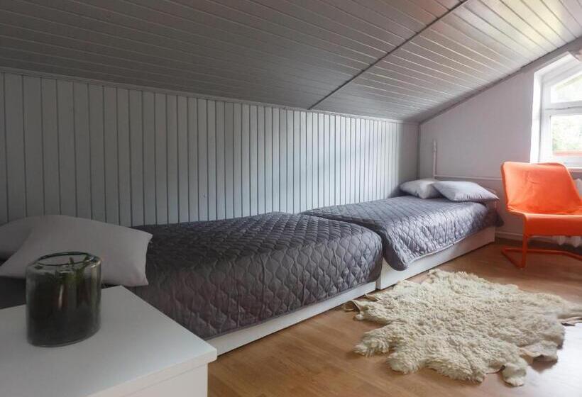 膳宿费 U Podnóża Kotarza